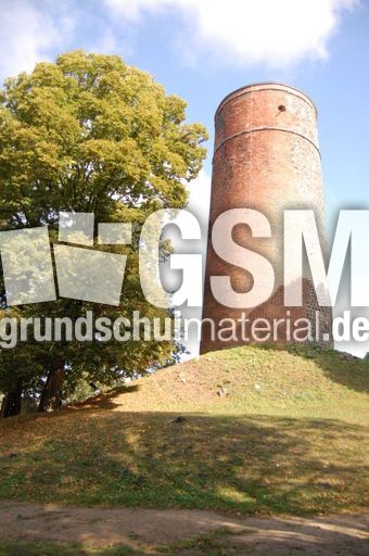 Bergfried Belzig 02.jpg